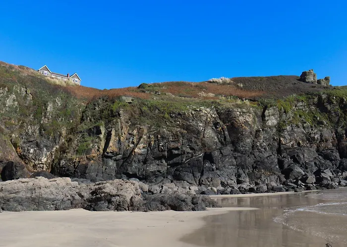 Housel Bay Hotel