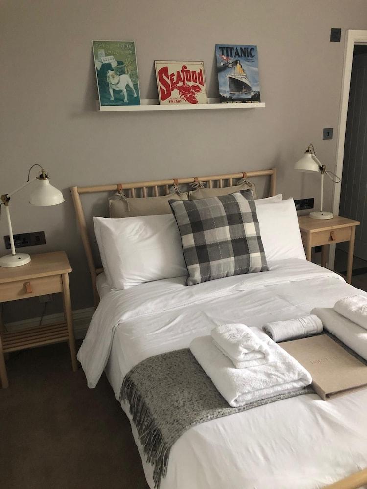 Housel Bay Hotel
