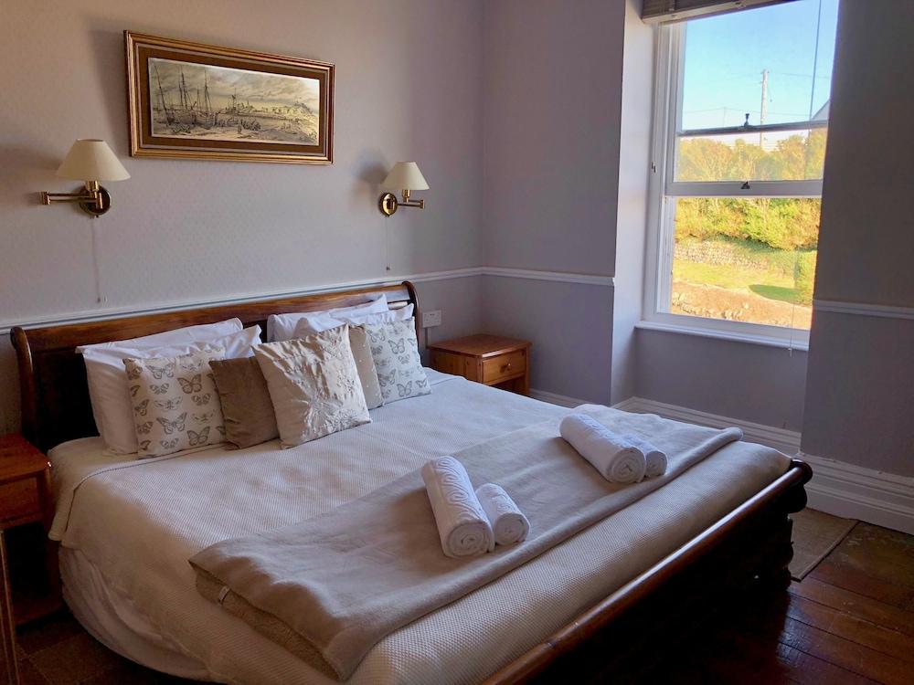 Housel Bay Hotel 4*