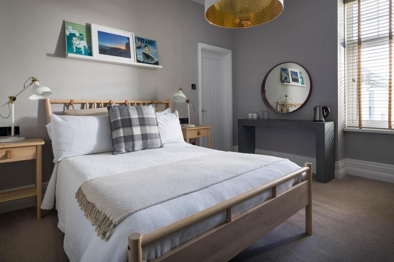 Housel Bay 4*